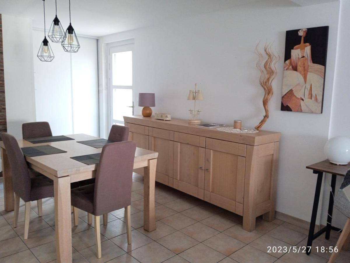 Comme A La Maison Calais Esterno foto